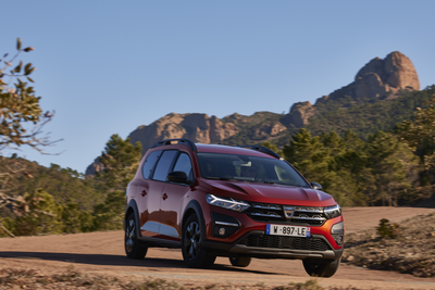 DACIA IZSTĀDĒ “AUTO 2022”