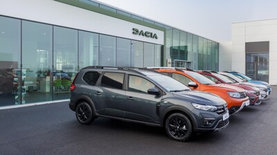 JAUNS DACIA TIRDZNIECĪBAS VIETU DIZAINS